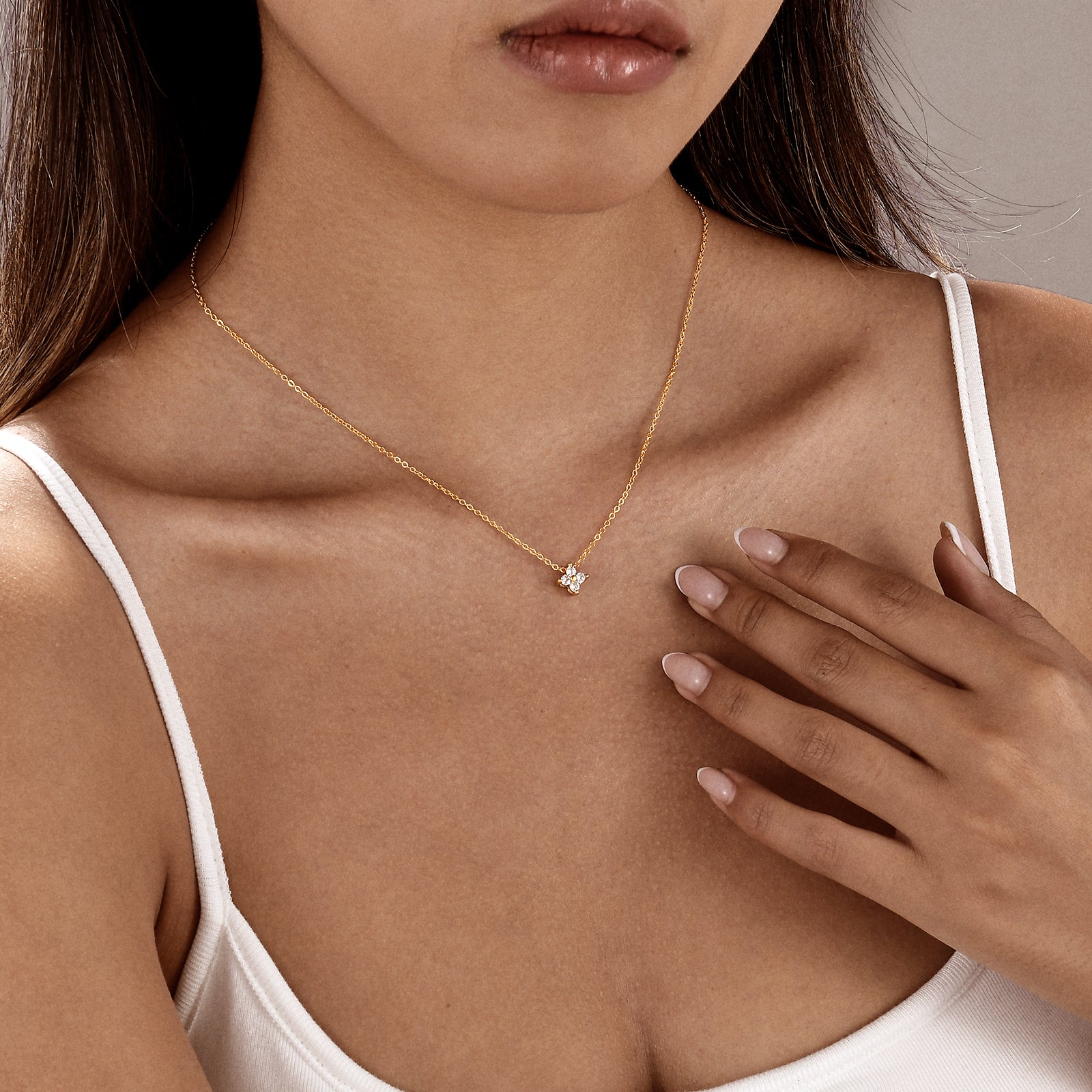 Four-leaf Clover Zircon Necklace