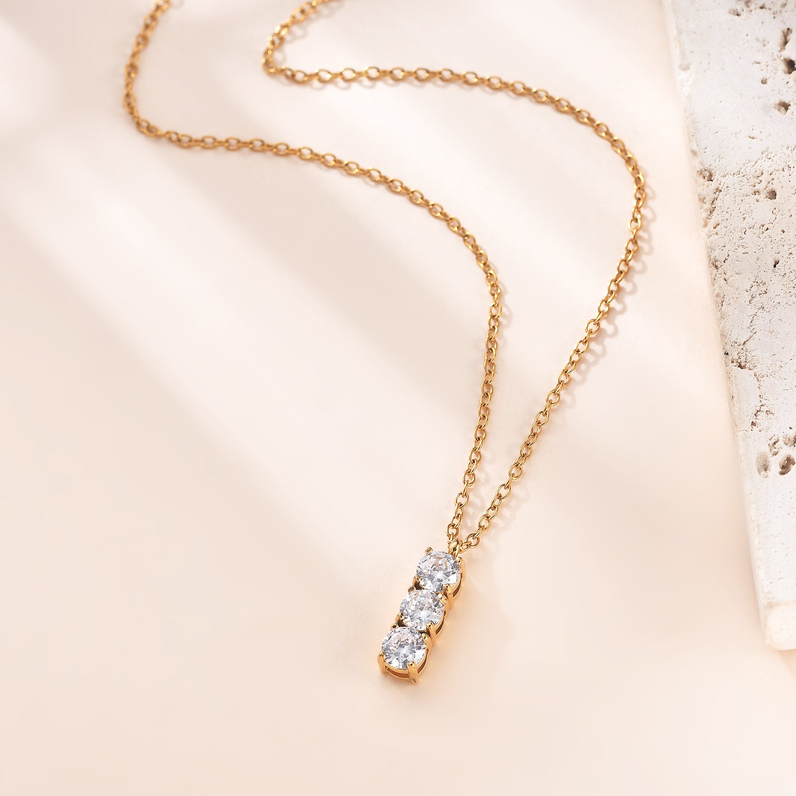 Primo Necklace