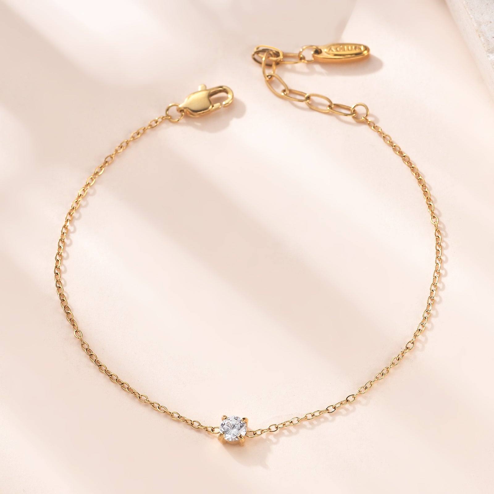 Star Solitaire Bracelet (4MM)