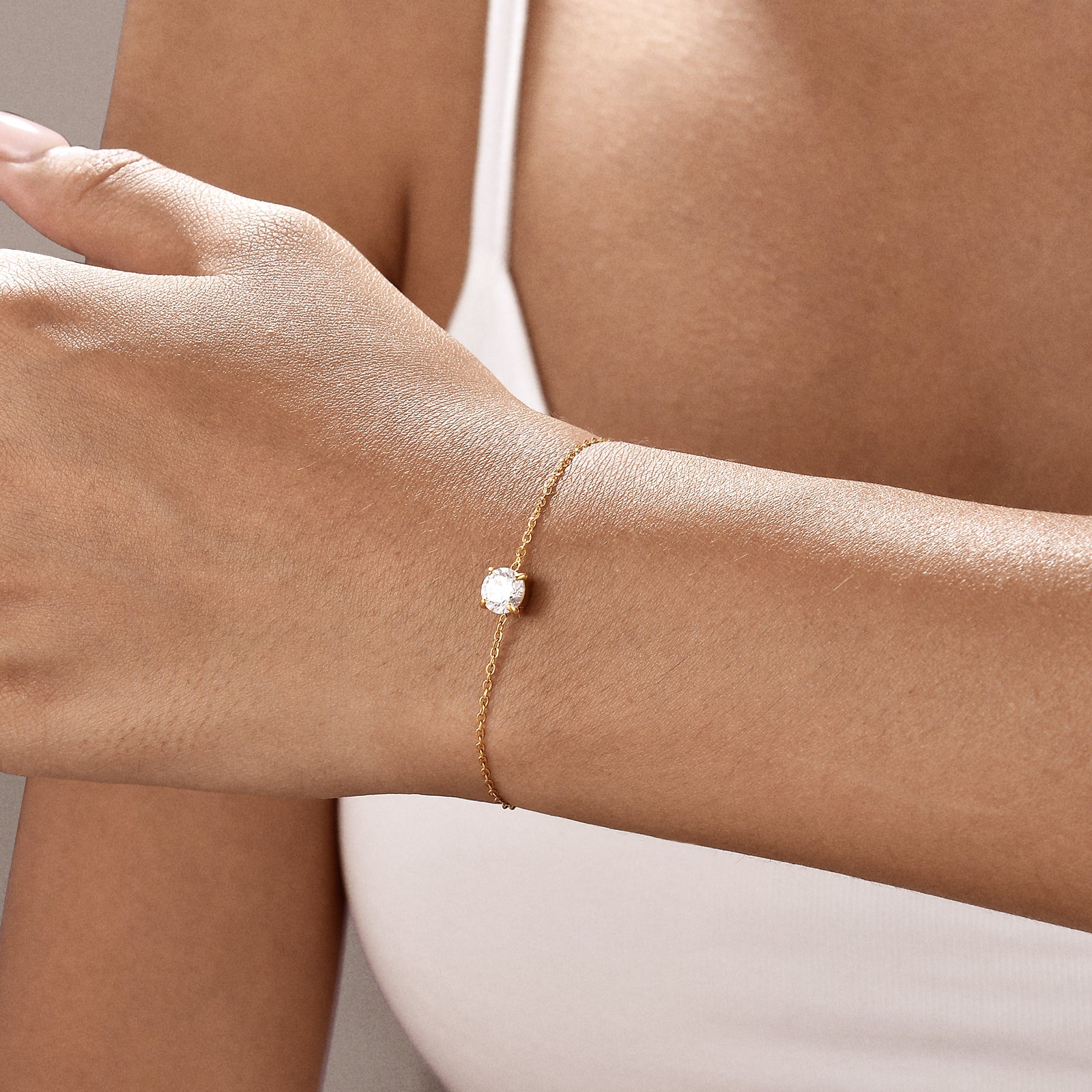 Star Solitaire Bracelet (6MM)