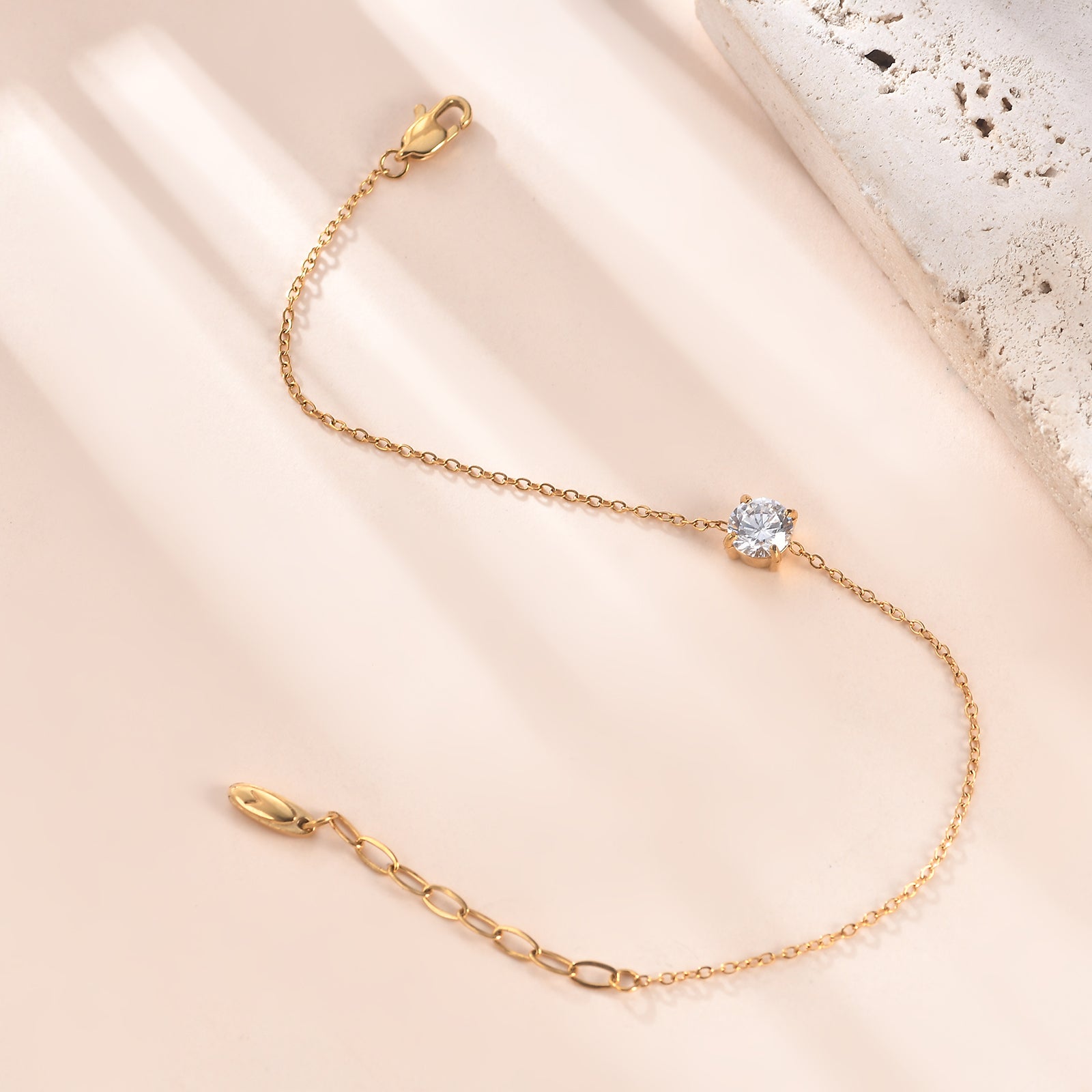 Star Solitaire Bracelet (6MM)