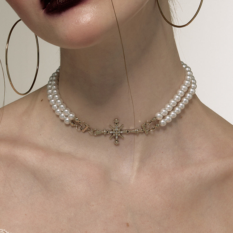 Niche design retro baroque romantic pearl snowflake cross splicing chocker