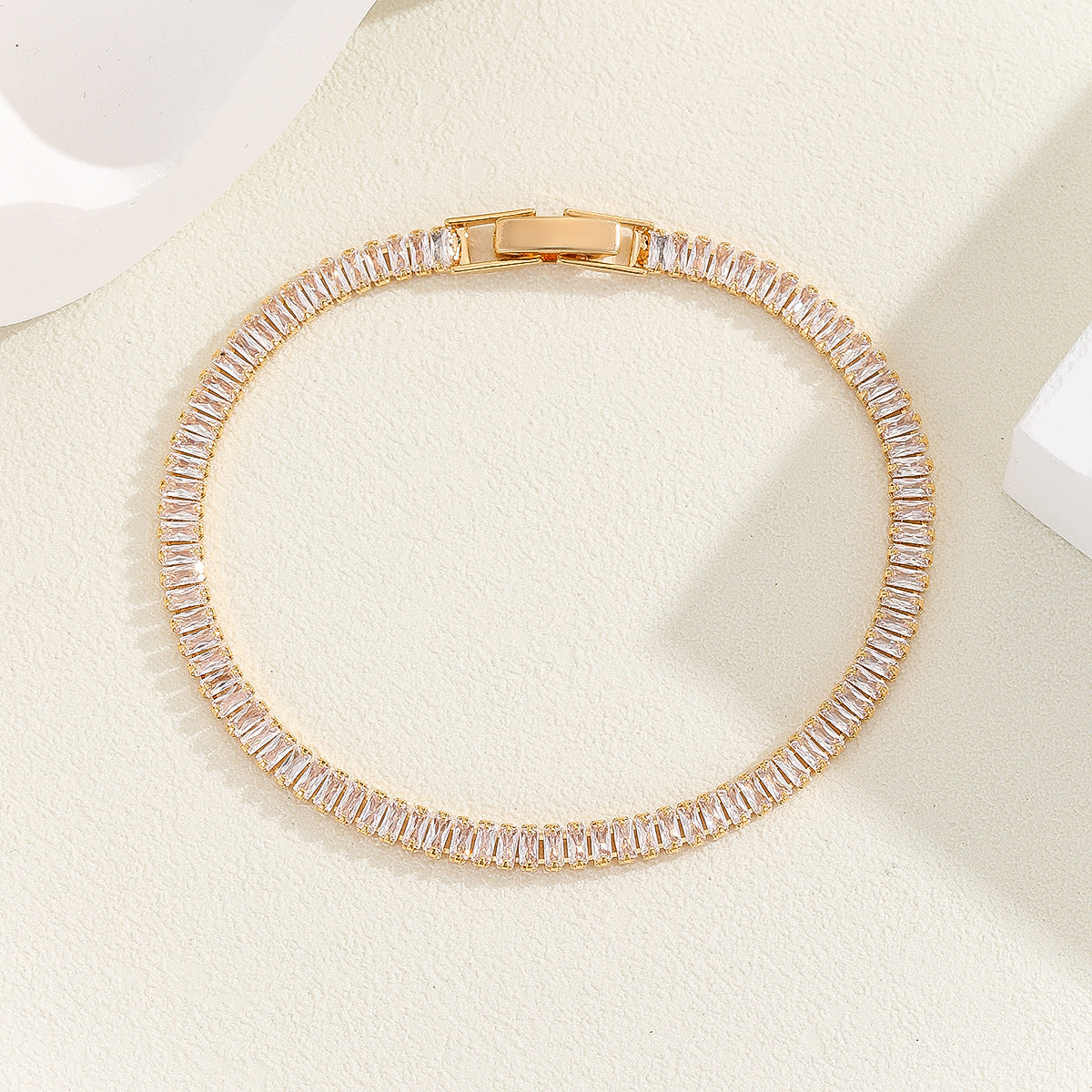 Cross-border explosive jewelry round love electroplating high-grade zircon gold-plated adjustable bracelet wholesale female