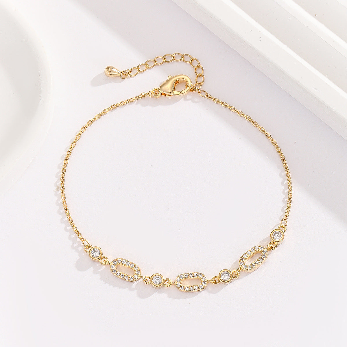 Cross-border explosive jewelry round love electroplating high-grade zircon gold-plated adjustable bracelet wholesale female