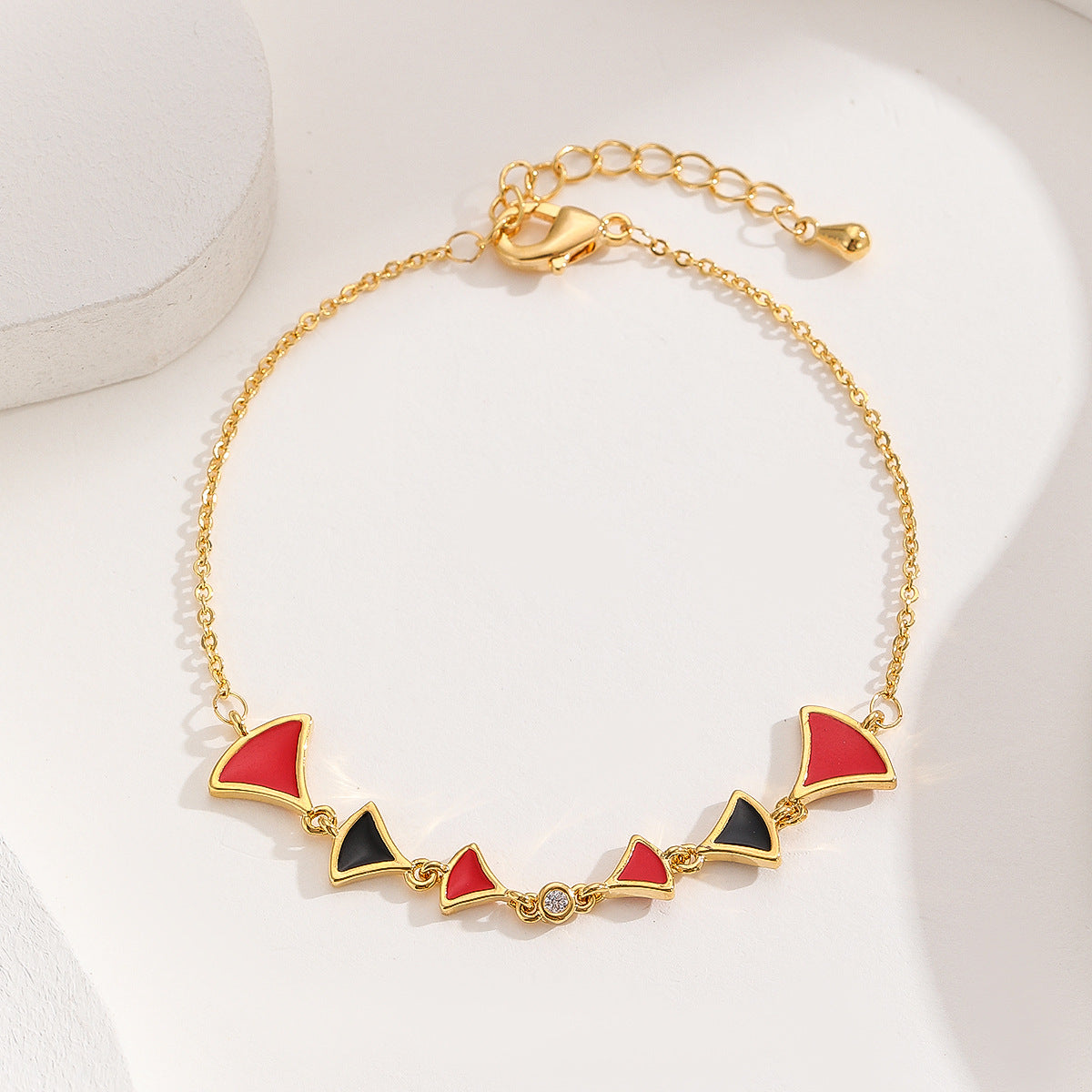 Cross-border explosive jewelry round love electroplating high-grade zircon gold-plated adjustable bracelet wholesale female