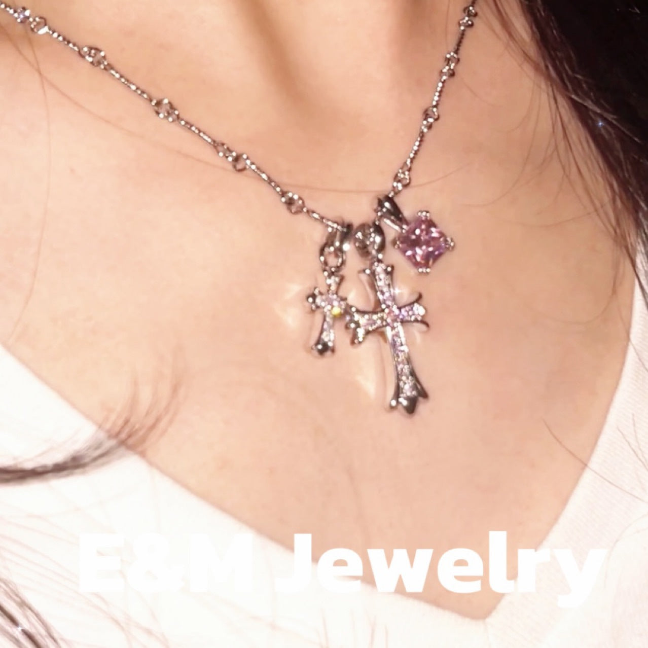Sugar cube cross, full zircon cross necklace pendant, super high color retention, couple trendy punk hip-hop necklace.