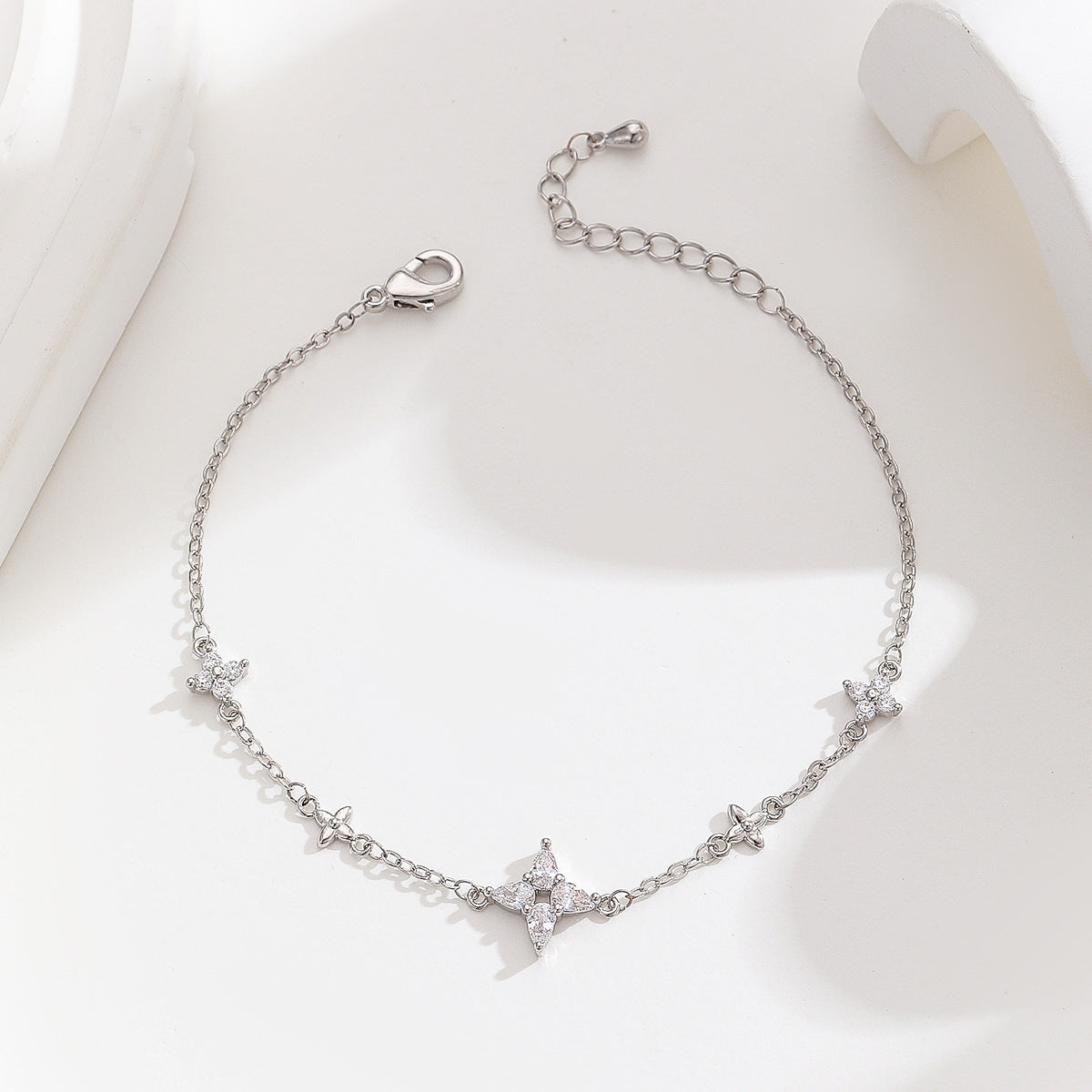 Cross-border explosive jewelry round love electroplating high-grade zircon gold-plated adjustable bracelet wholesale female