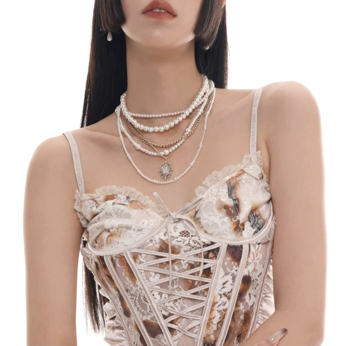 [The same style as the star] Retro American women's high school, pearl necklace women's multi-layer stacked belt light luxury small fragrant neck chain