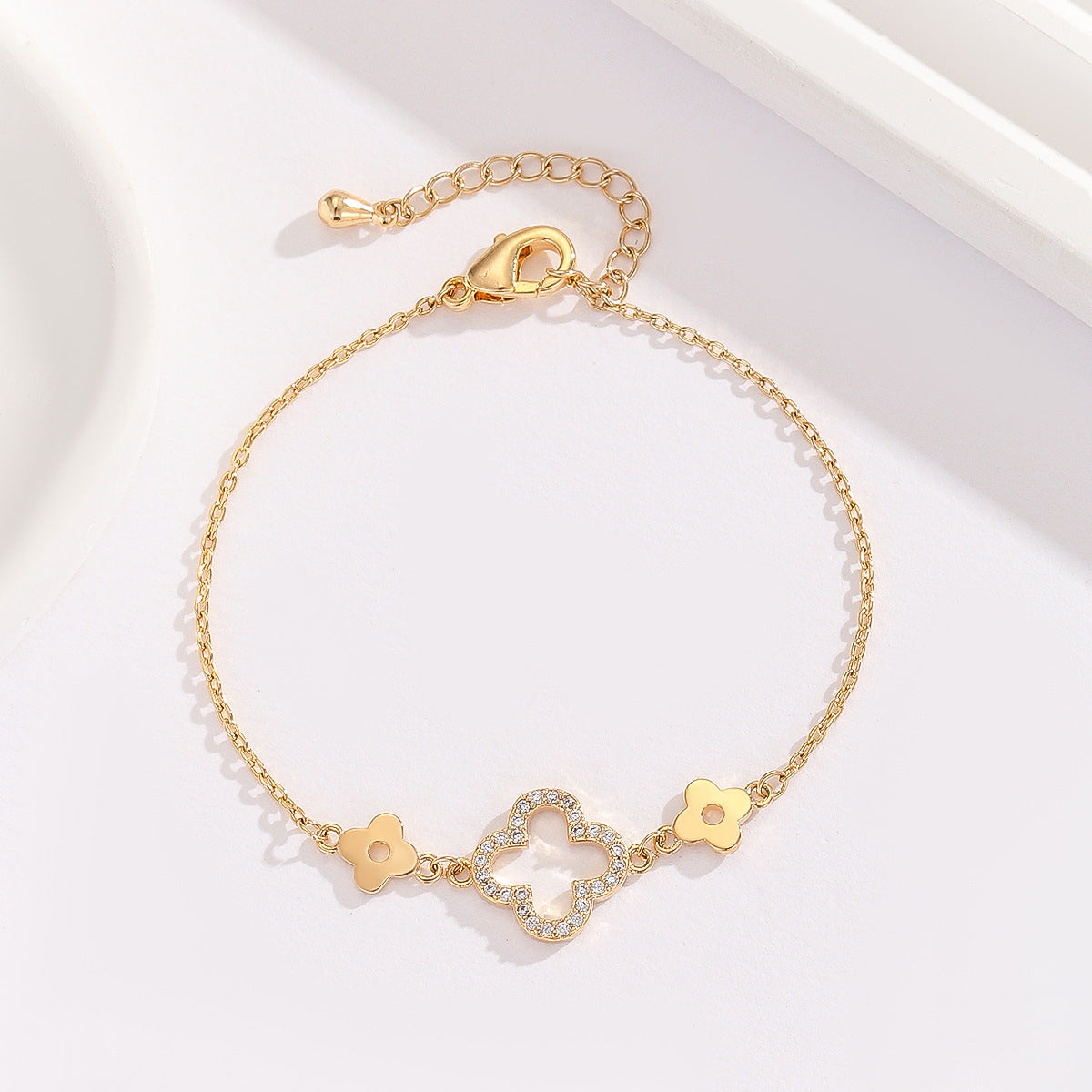 Cross-border explosive jewelry round love electroplating high-grade zircon gold-plated adjustable bracelet wholesale female