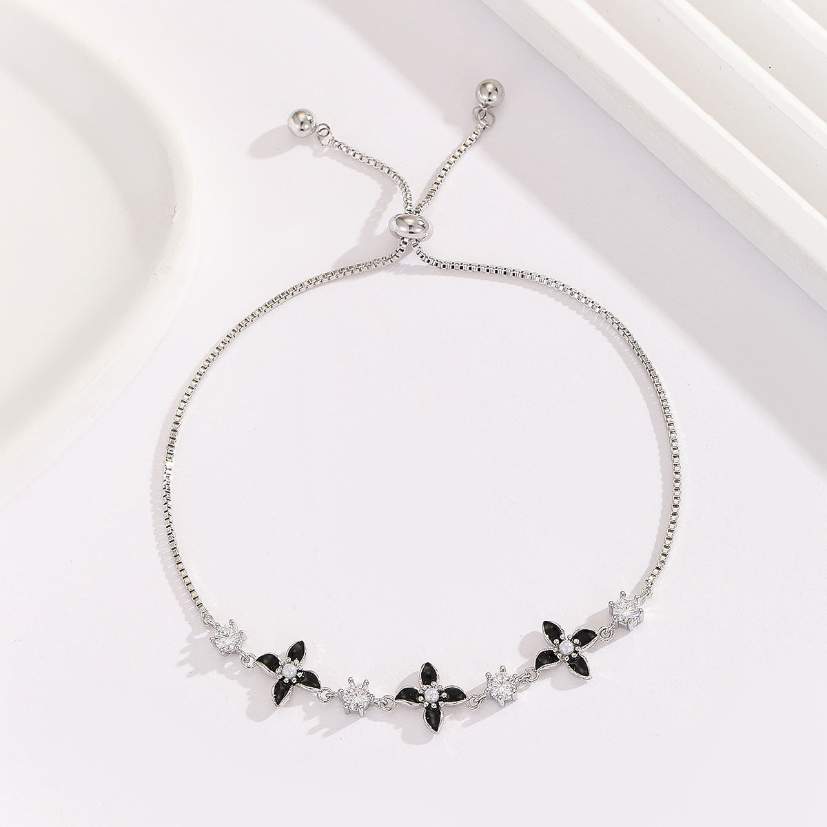 Cross-border explosive jewelry round love electroplating high-grade zircon gold-plated adjustable bracelet wholesale female
