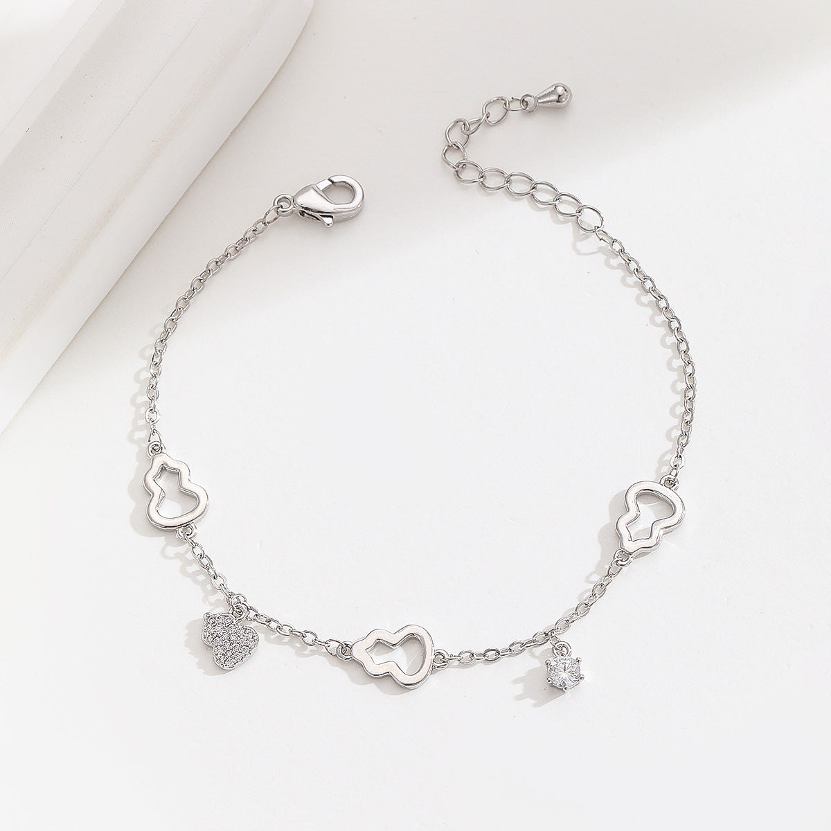 Cross-border explosive jewelry round love electroplating high-grade zircon gold-plated adjustable bracelet wholesale female