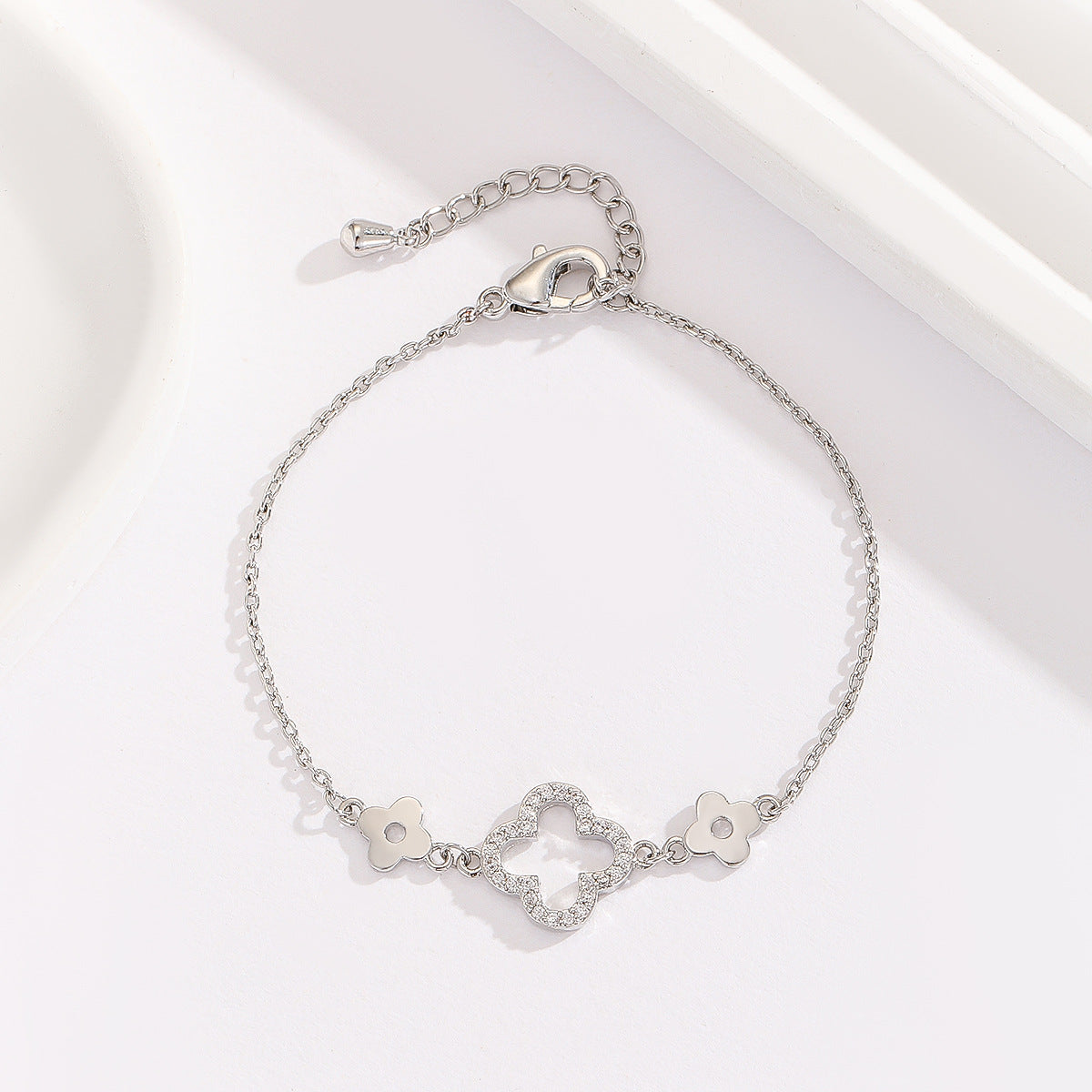 Cross-border explosive jewelry round love electroplating high-grade zircon gold-plated adjustable bracelet wholesale female