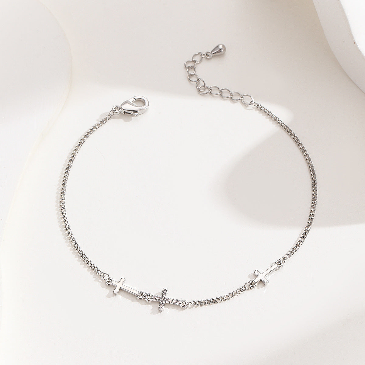 Cross-border explosive jewelry round love electroplating high-grade zircon gold-plated adjustable bracelet wholesale female