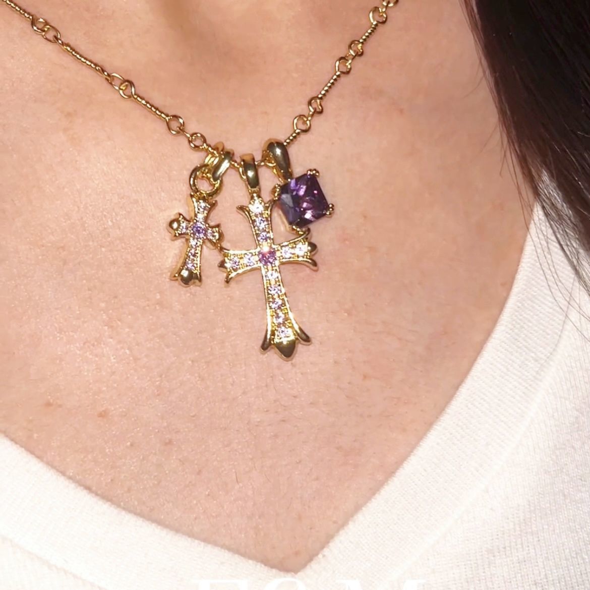Sugar cube cross, full zircon cross necklace pendant, super high color retention, couple trendy punk hip-hop necklace.