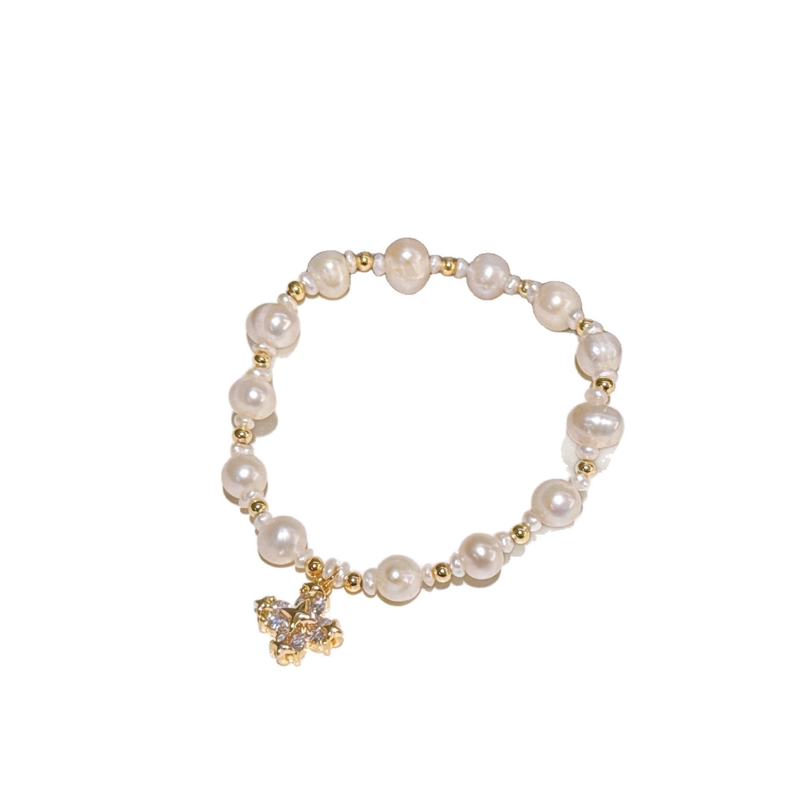 Light luxury natural pearl bracelet women's exquisite zircon flower pendant niche design sense is versatile and gentle style hand jewelry
