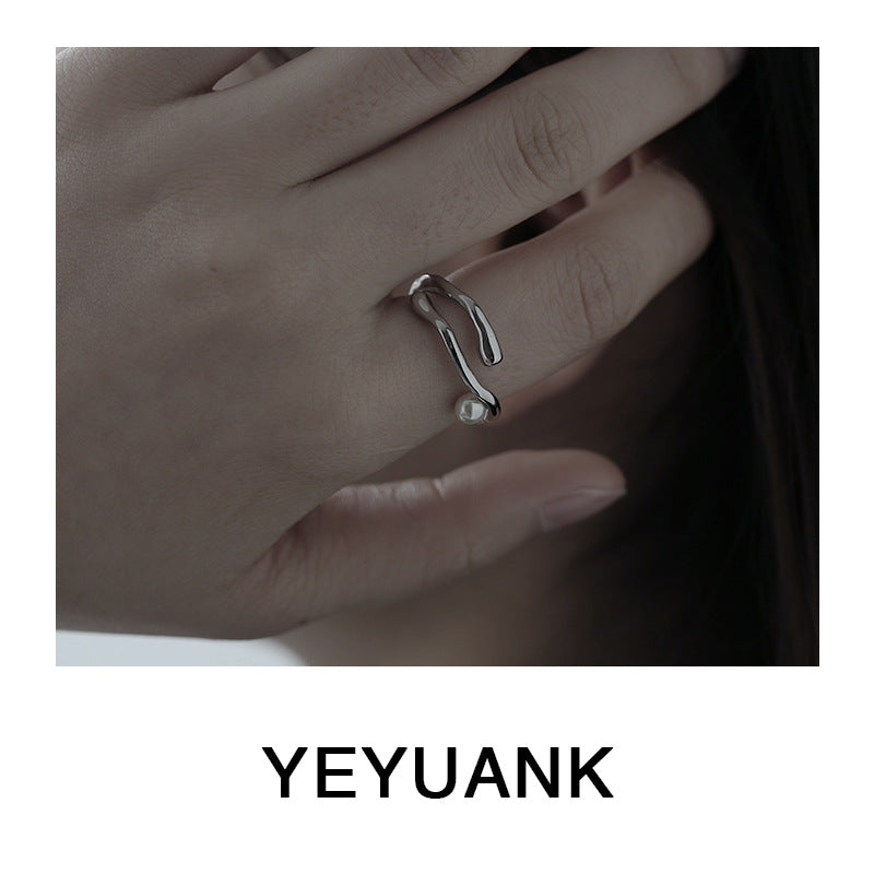 Nohara Aoi, Japan and South Korea simple ins Internet celebrity niche design water ripple highlight pearl opening ring jewelry women