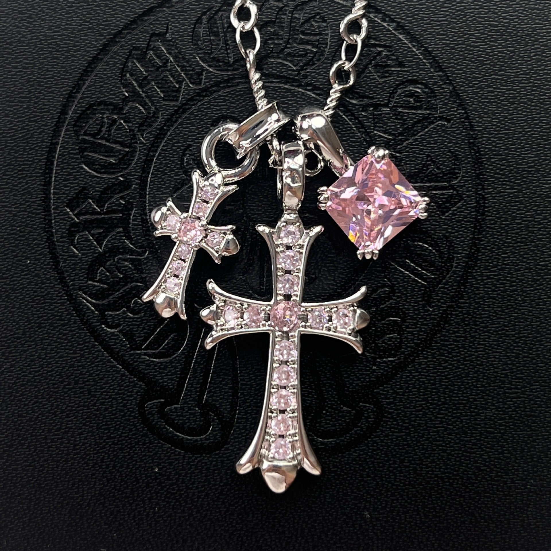 Sugar cube cross, full zircon cross necklace pendant, super high color retention, couple trendy punk hip-hop necklace.