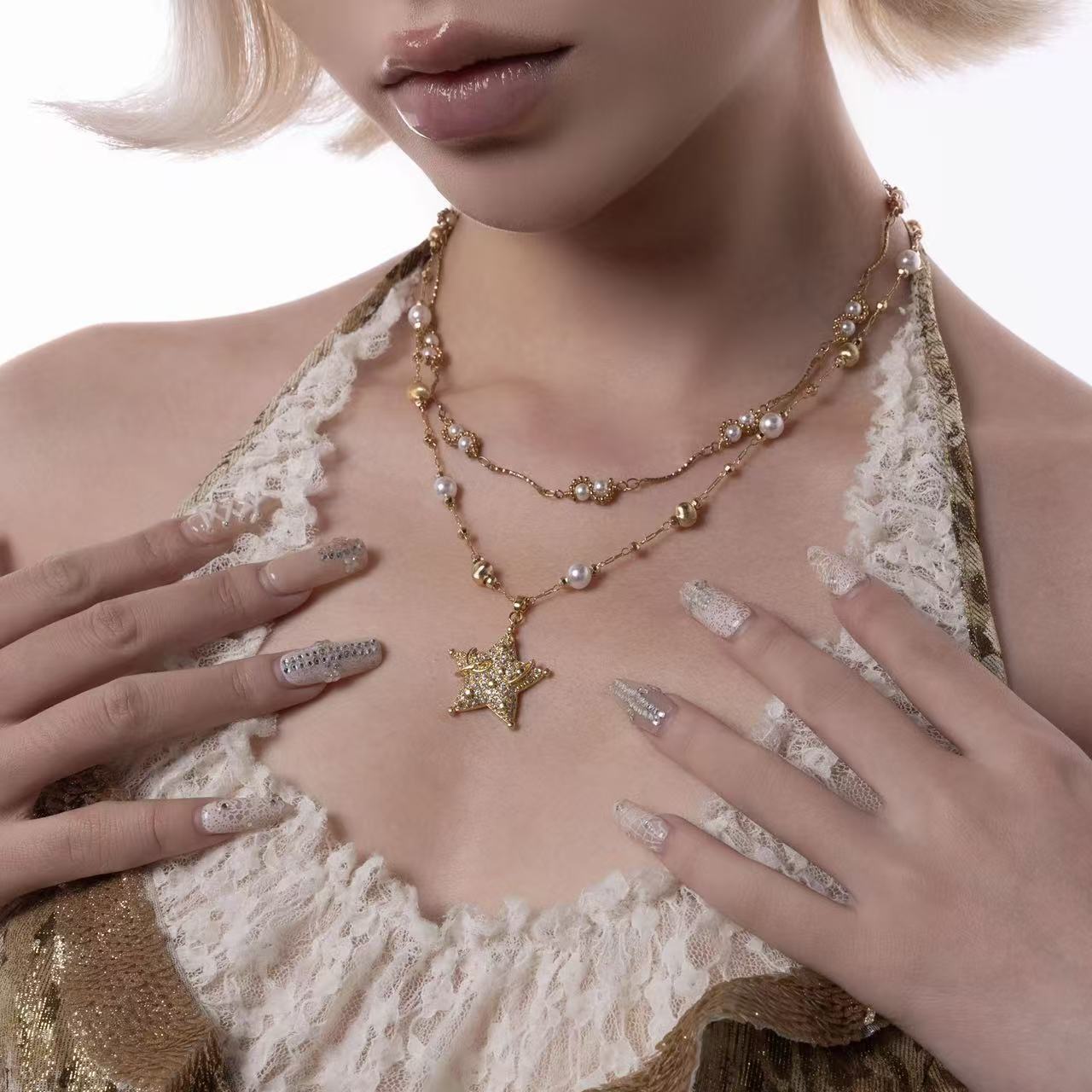 Vintage Baroque Diamond Medieval Light Luxury Star Pearl Premium Necklace