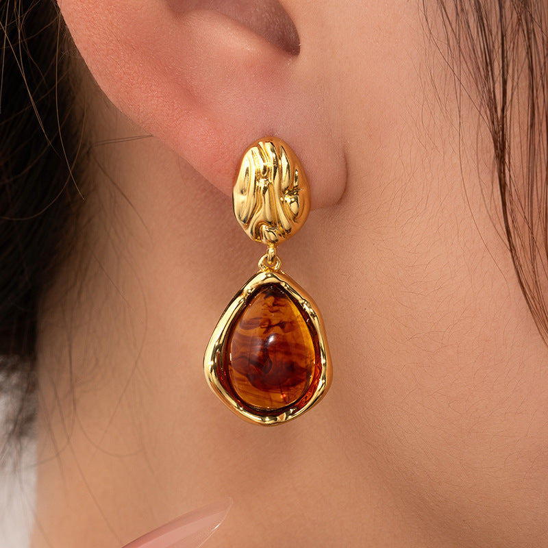 European and American retro stainless steel water drop earrings women's light luxury niche high-end stud earrings 18k gold fashion versatile earrings