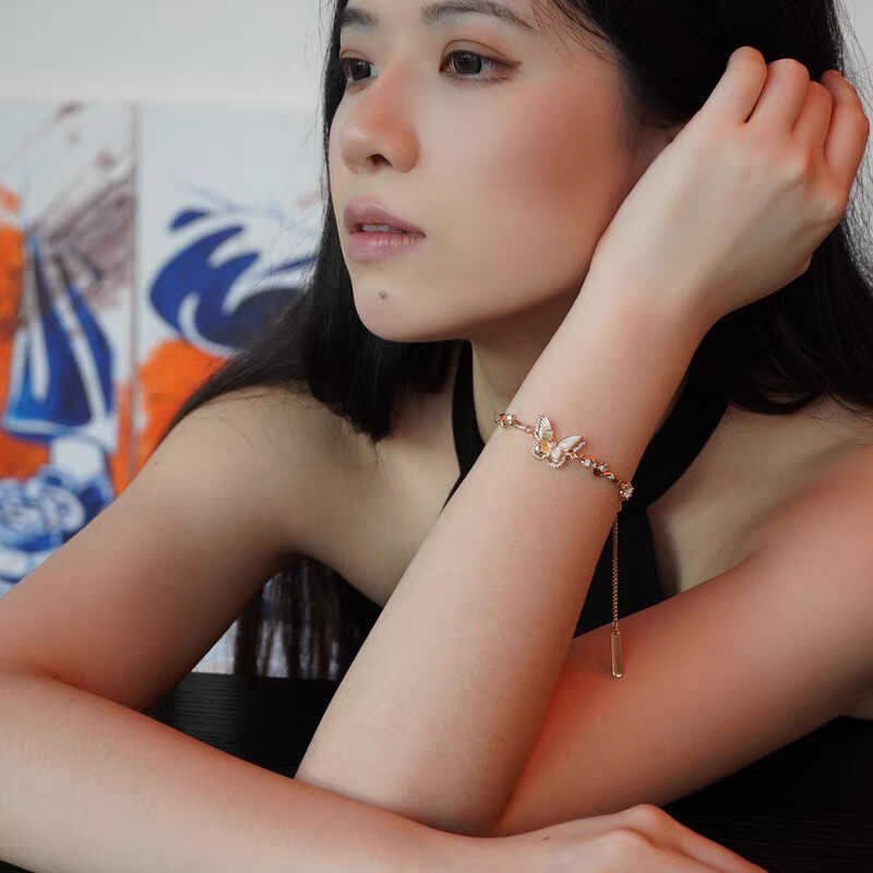 2024 new explosive gold real fritillary butterfly necklace women's retro bracelet women's versatile high-end personality stud earrings