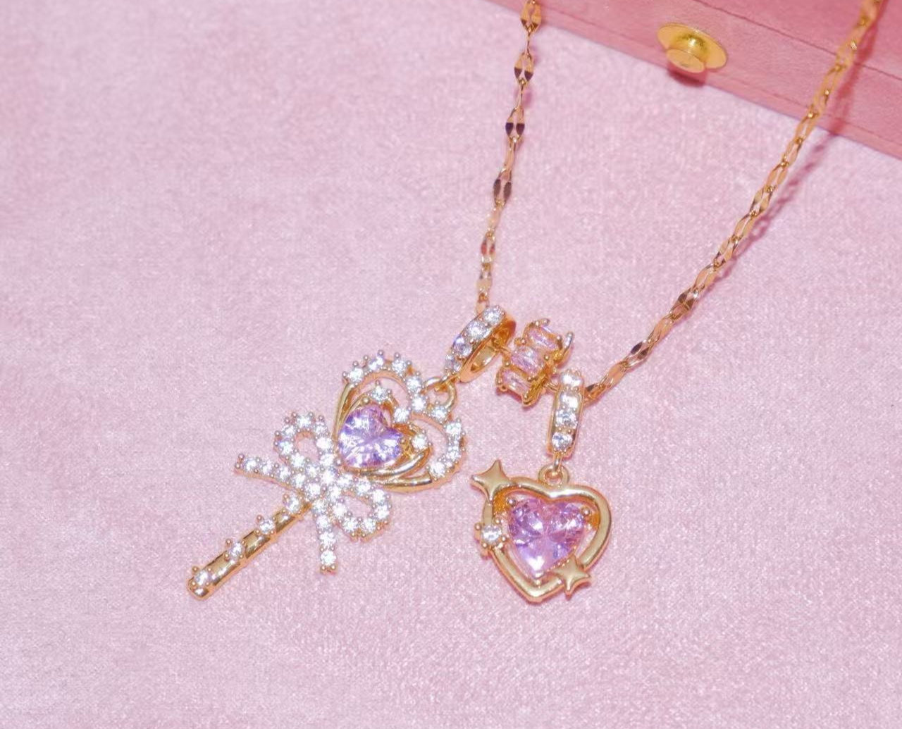 New smart fashion temperament heart-shaped key pendant Korean version trend full diamond necklace women's short collarbone neck chain